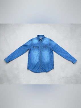 Men’s Medium Hollister Classic Blue Denim Button-Up Shirt